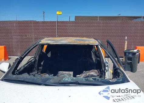 2021 Toyota Camry Se z USA, uszkodzony, nr VIN 4T1G11AK8MU606979